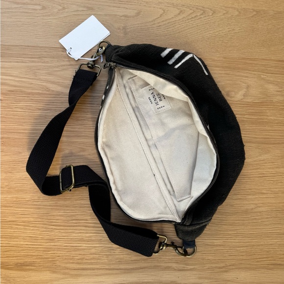 Jenna Bee Black Crosses Sling Bag NWT - Picture 6 of 9